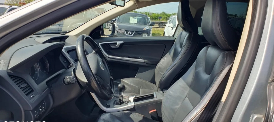 Volvo XC 60 cena 43900 przebieg: 187000, rok produkcji 2010 z Pułtusk małe 781